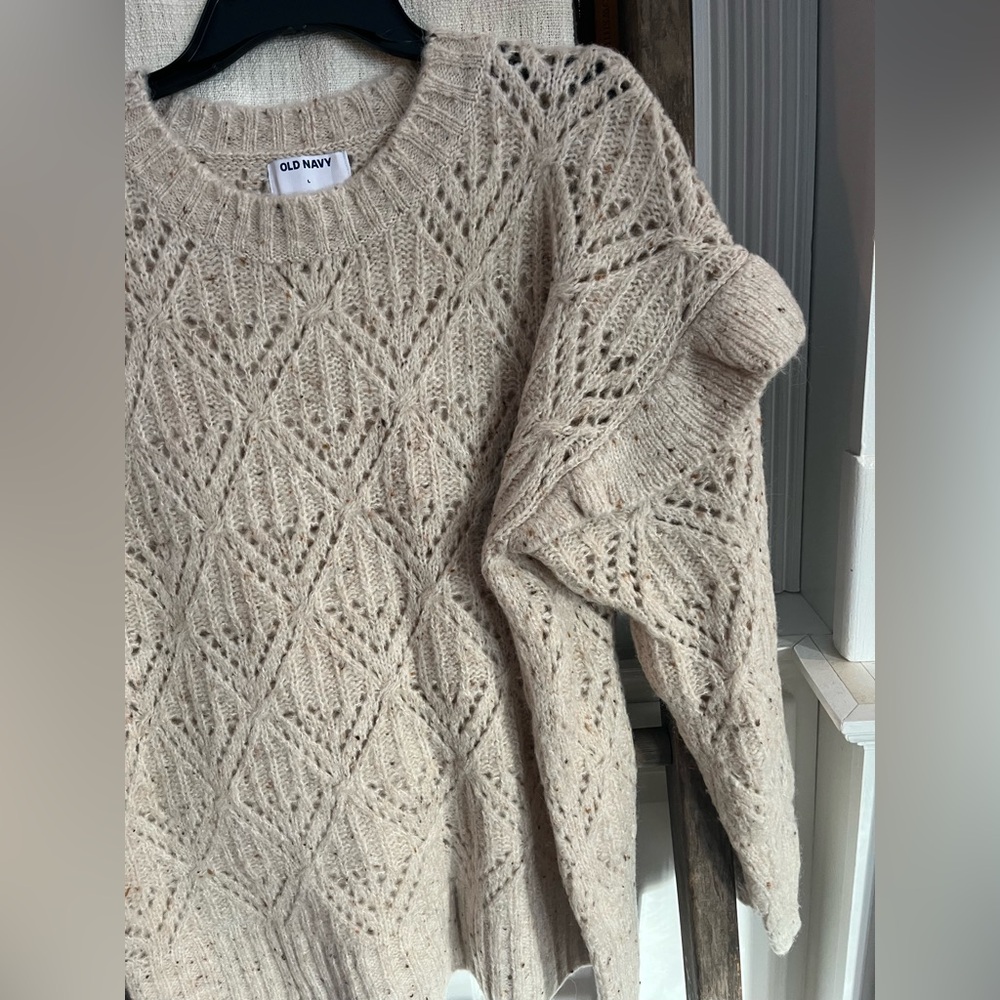 Old Navy Ruffle Sleeve Neutral Oatmeal Knit Sweater size XL Adorable - Picture 3 of 11
